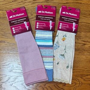 Women's Everyday Compression Knee-High Socks - Pink, Blue, Beige